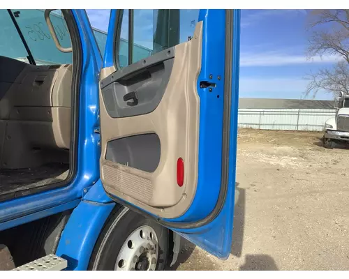 Freightliner CASCADIA Door Assembly, Front