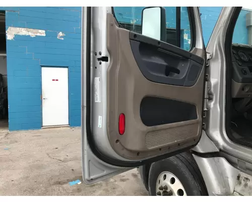 Freightliner CASCADIA Door Assembly, Front