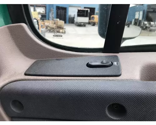 Freightliner CASCADIA Door Assembly, Front