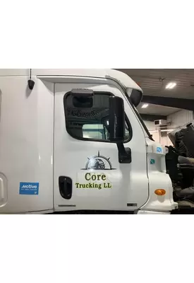 Freightliner CASCADIA Door Assembly, Front