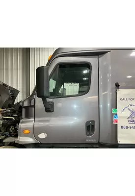 Freightliner CASCADIA Door Assembly, Front