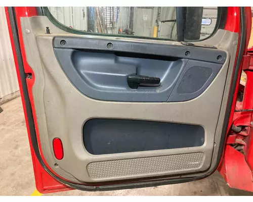 Freightliner CASCADIA Door Assembly, Front