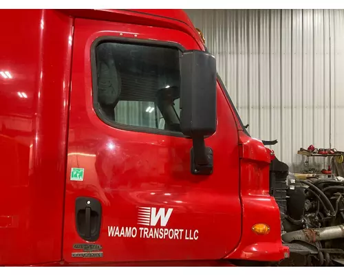 Freightliner CASCADIA Door Assembly, Front