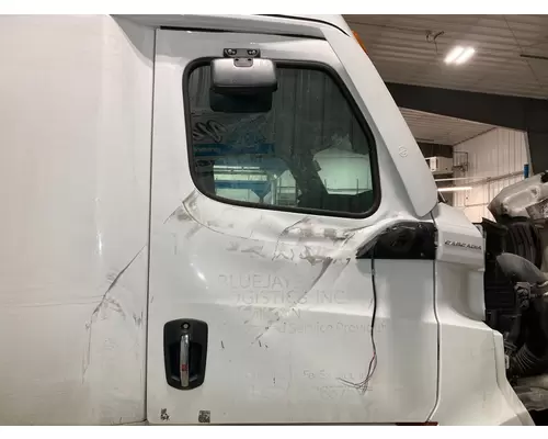 Freightliner CASCADIA Door Assembly, Front