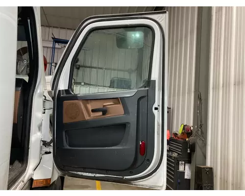 Freightliner CASCADIA Door Assembly, Front