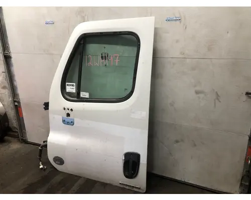 Freightliner CASCADIA Door Assembly, Front