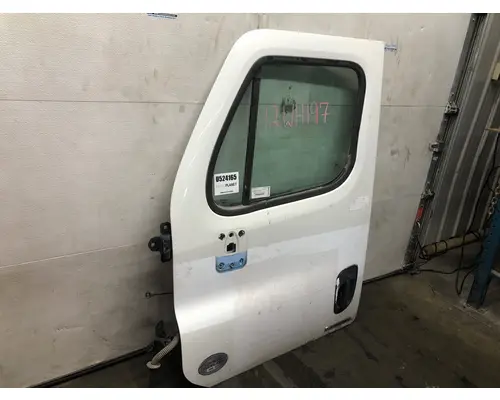 Freightliner CASCADIA Door Assembly, Front