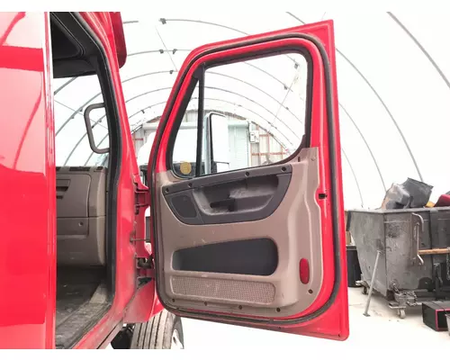 Freightliner CASCADIA Door Assembly, Front