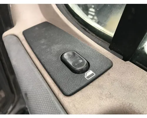 Freightliner CASCADIA Door Assembly, Front