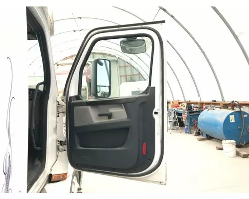 Freightliner CASCADIA Door Assembly, Front