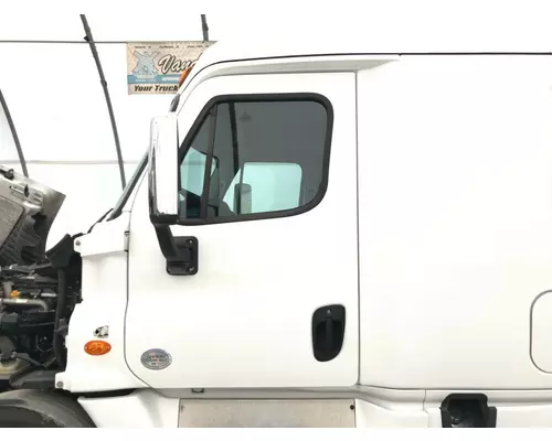 Freightliner CASCADIA Door Assembly, Front