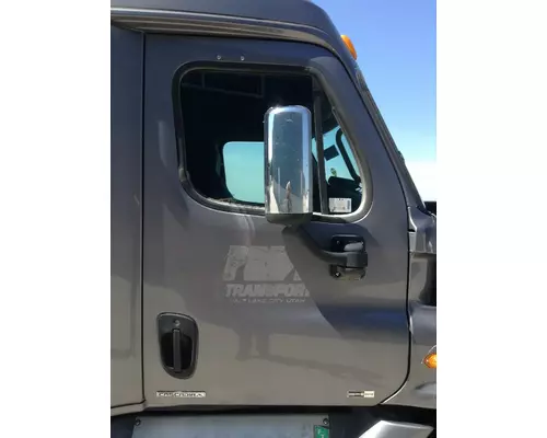 Freightliner CASCADIA Door Assembly, Front