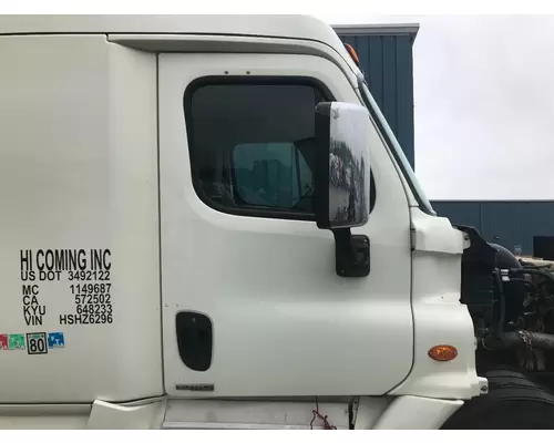 Freightliner CASCADIA Door Assembly, Front