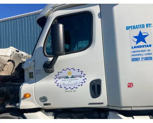 Freightliner CASCADIA Door Assembly, Front