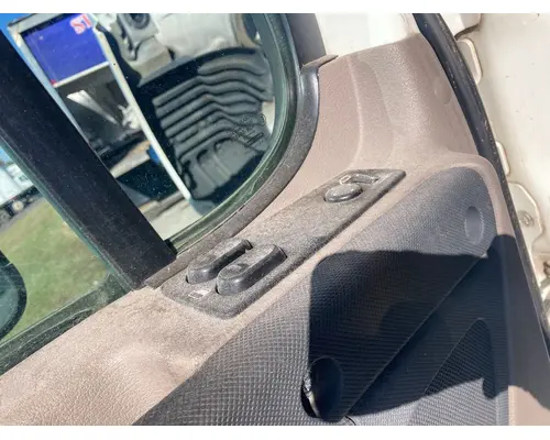 Freightliner CASCADIA Door Assembly, Front