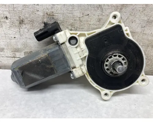 Freightliner CASCADIA Door Assembly, Front