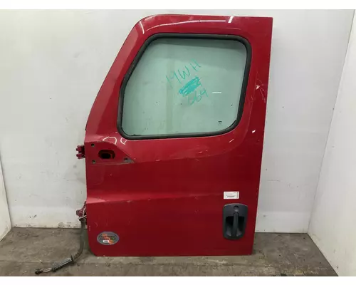 Freightliner CASCADIA Door Assembly, Front