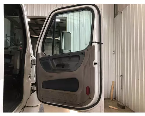 Freightliner CASCADIA Door Assembly, Front