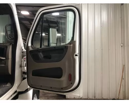 Freightliner CASCADIA Door Assembly, Front