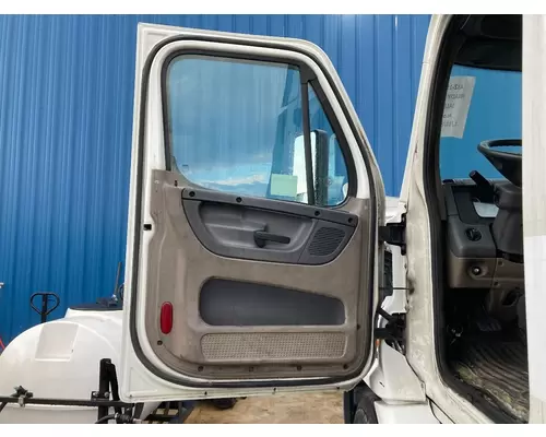 Freightliner CASCADIA Door Assembly, Front