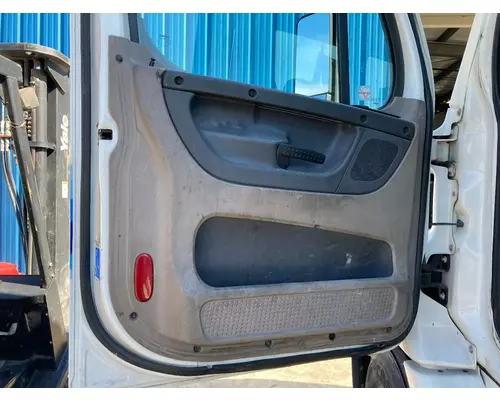 Freightliner CASCADIA Door Assembly, Front