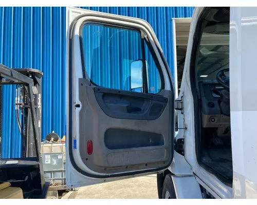 Freightliner CASCADIA Door Assembly, Front