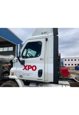 Freightliner CASCADIA Door Assembly, Front
