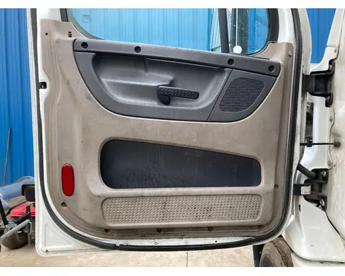 Freightliner CASCADIA Door Assembly, Front