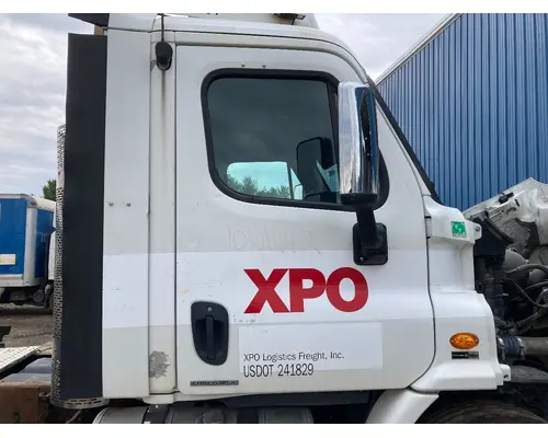 Freightliner CASCADIA Door Assembly, Front