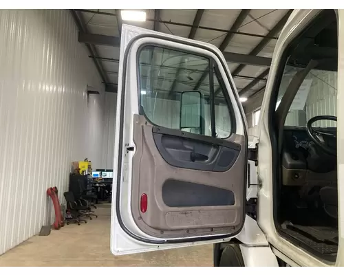 Freightliner CASCADIA Door Assembly, Front