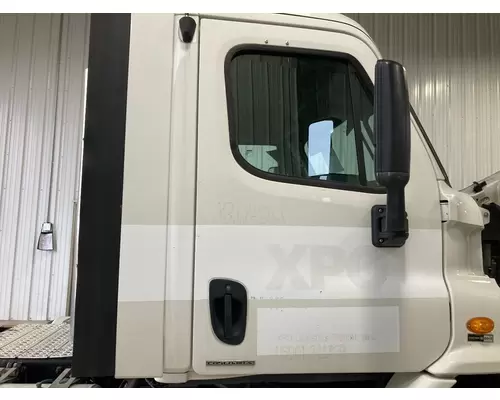 Freightliner CASCADIA Door Assembly, Front