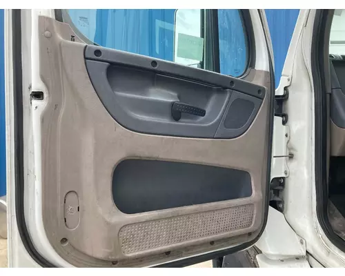 Freightliner CASCADIA Door Assembly, Front