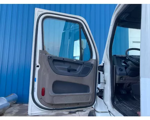 Freightliner CASCADIA Door Assembly, Front