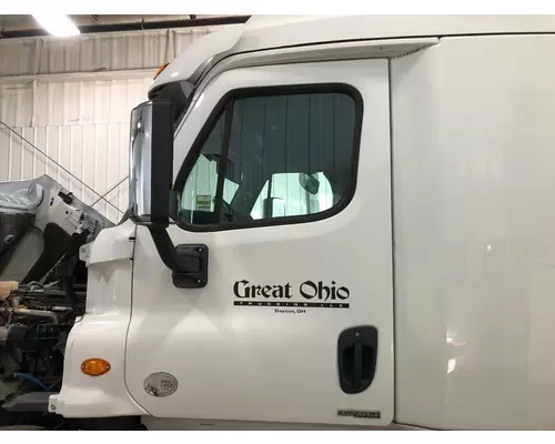 Freightliner CASCADIA Door Assembly, Front