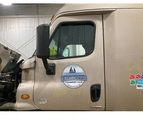 Freightliner CASCADIA Door Assembly, Front