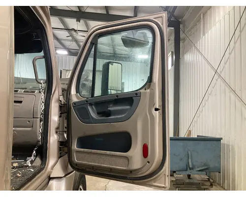 Freightliner CASCADIA Door Assembly, Front
