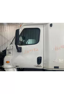 Freightliner CASCADIA Door Assembly, Front