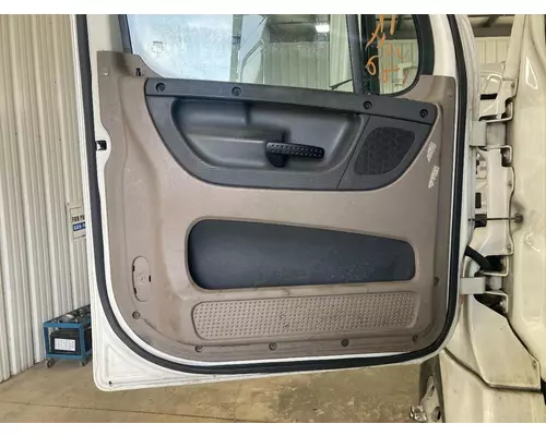 Freightliner CASCADIA Door Assembly, Front