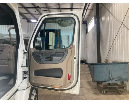 Freightliner CASCADIA Door Assembly, Front