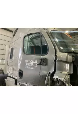 Freightliner CASCADIA Door Assembly, Front