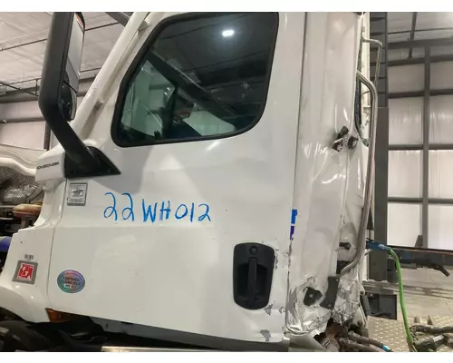 Freightliner CASCADIA Door Assembly, Front