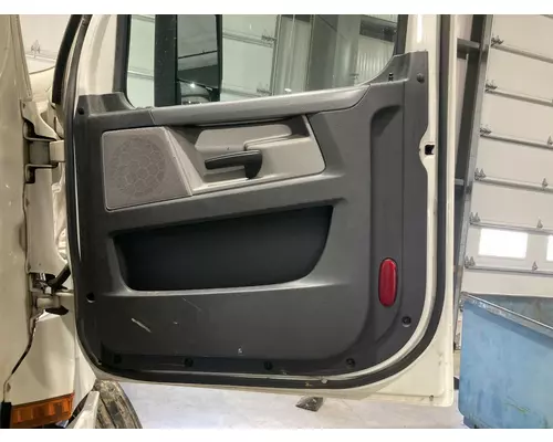 Freightliner CASCADIA Door Assembly, Front