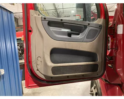 Freightliner CASCADIA Door Assembly, Front