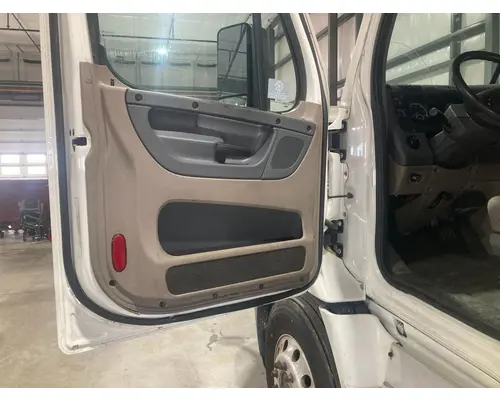 Freightliner CASCADIA Door Assembly, Front