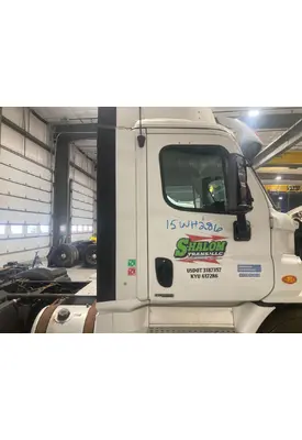 Freightliner CASCADIA Door Assembly, Front