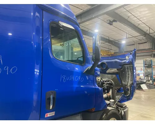 Freightliner CASCADIA Door Assembly, Front