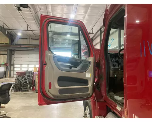 Freightliner CASCADIA Door Assembly, Front