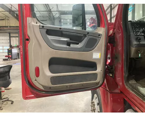 Freightliner CASCADIA Door Assembly, Front