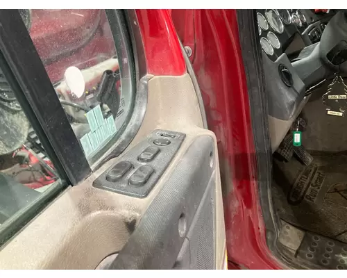 Freightliner CASCADIA Door Assembly, Front