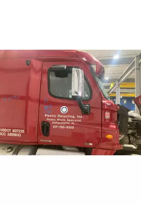 Freightliner CASCADIA Door Assembly, Front